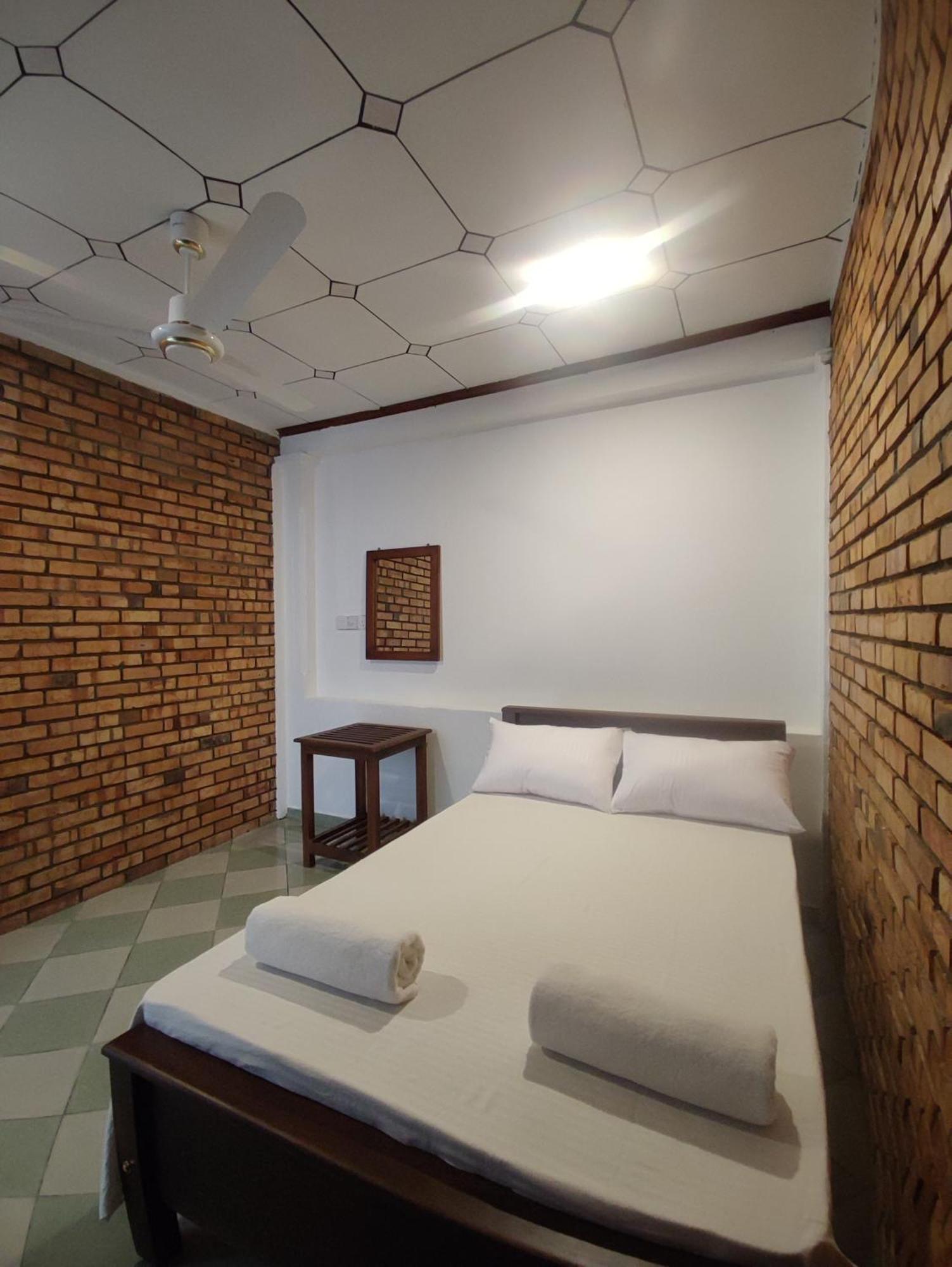 Chandra Holiday Home ديكويلاّ تين المظهر الخارجي الصورة