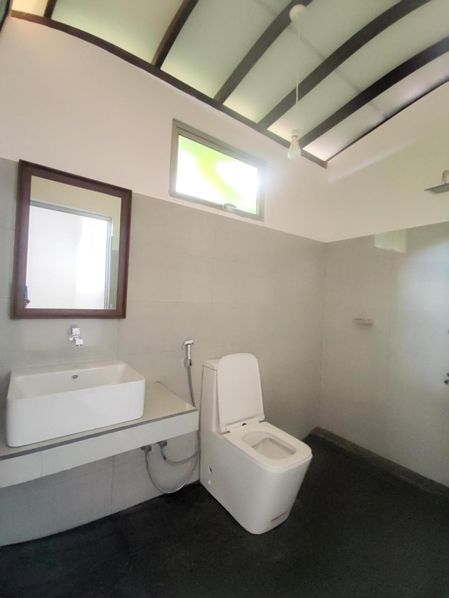 Chandra Holiday Home ديكويلاّ تين المظهر الخارجي الصورة
