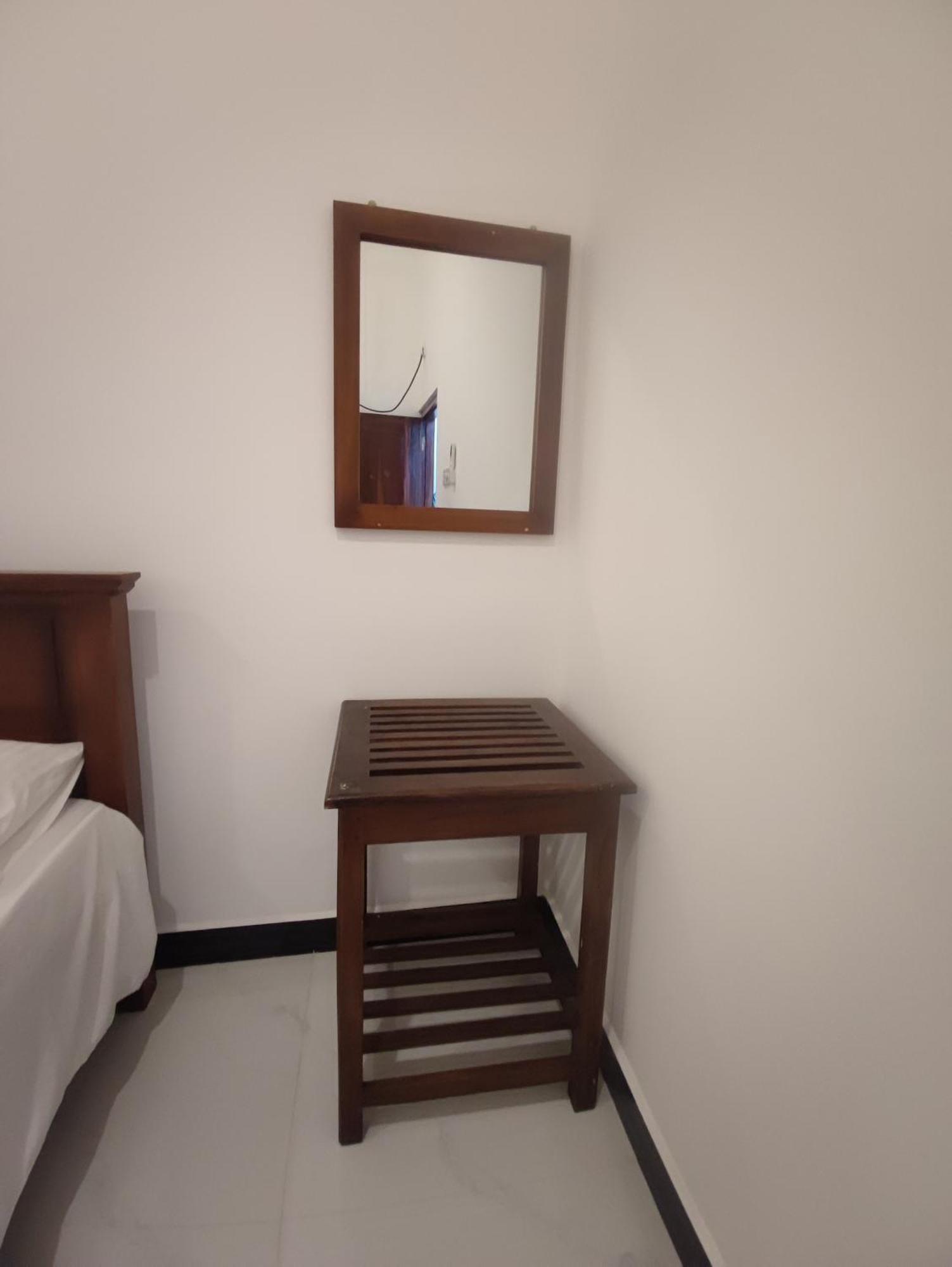 Chandra Holiday Home ديكويلاّ تين المظهر الخارجي الصورة