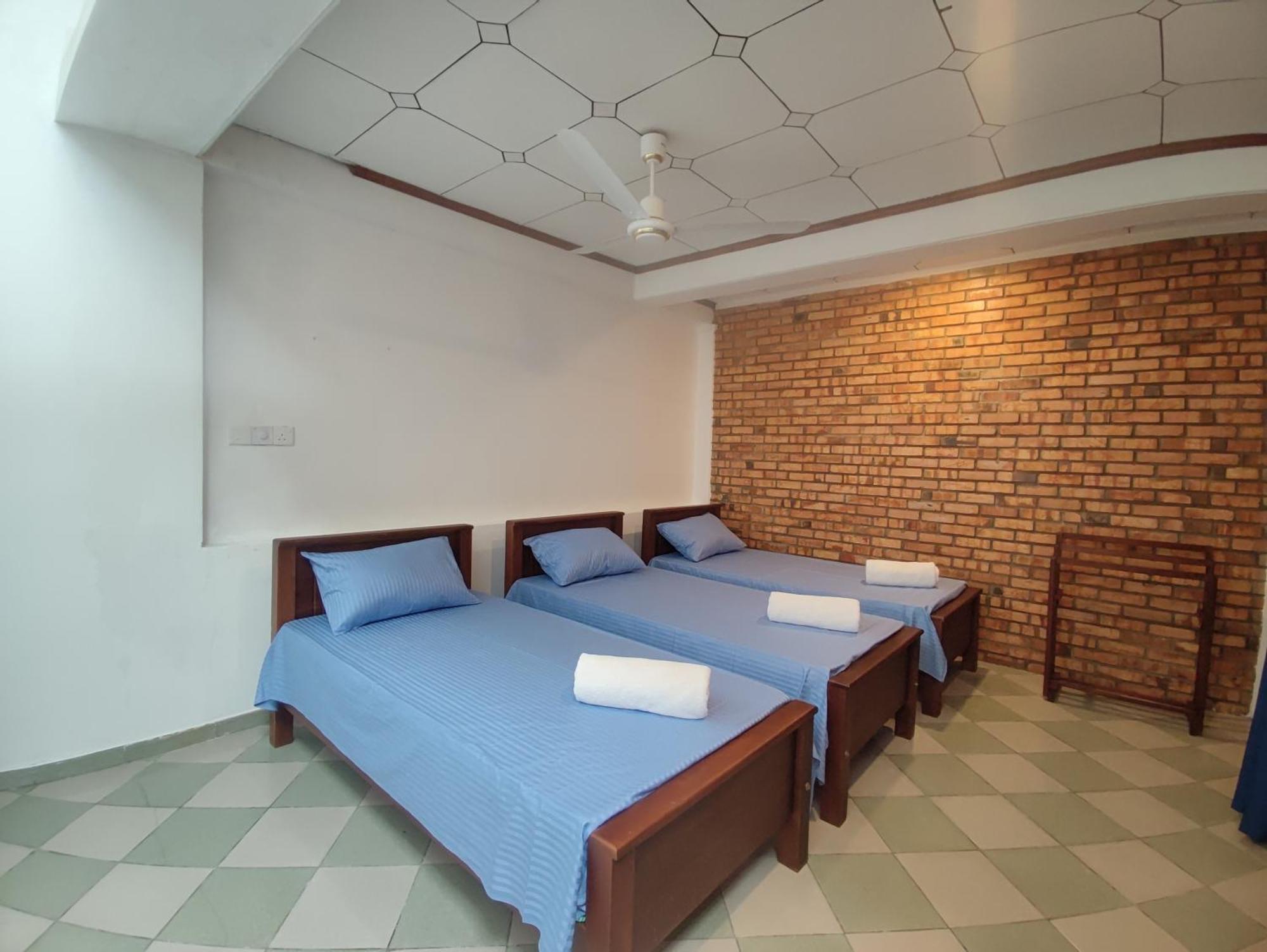 Chandra Holiday Home ديكويلاّ تين المظهر الخارجي الصورة