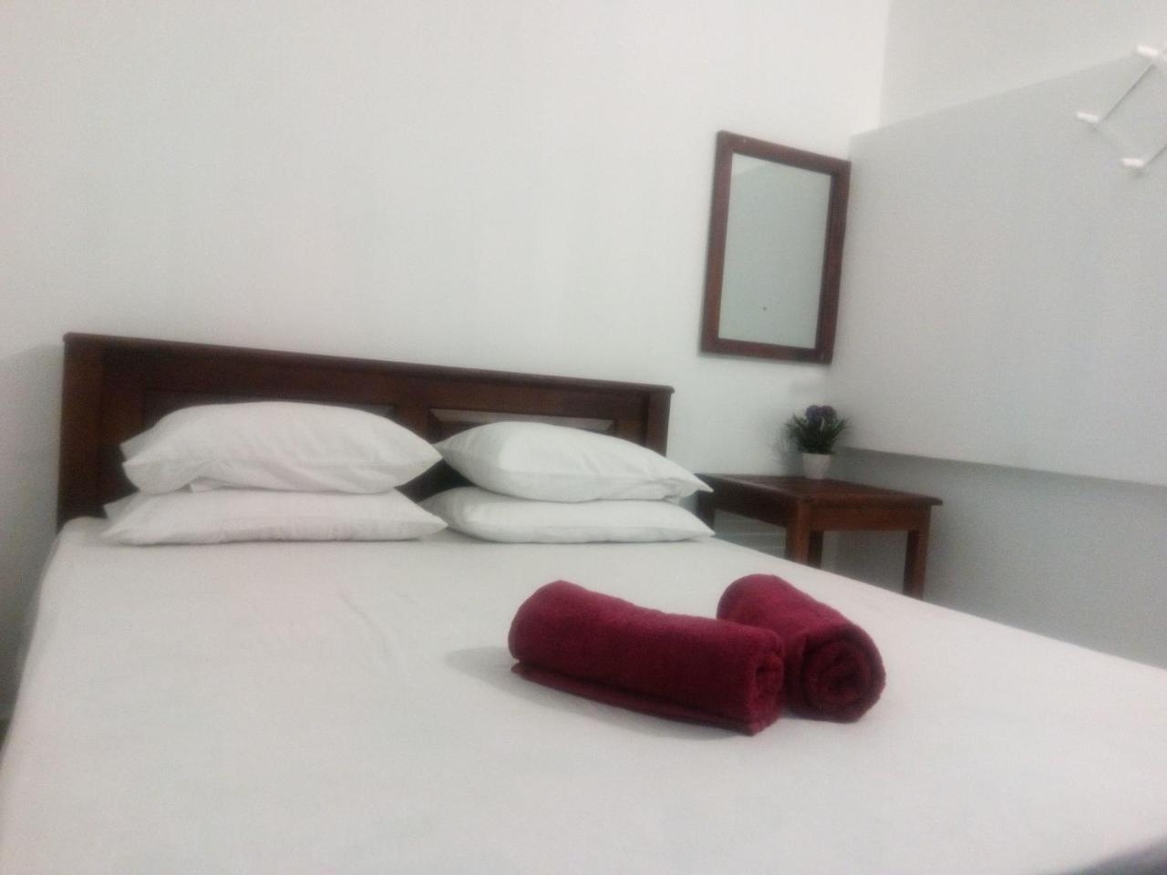 Chandra Holiday Home ديكويلاّ تين المظهر الخارجي الصورة