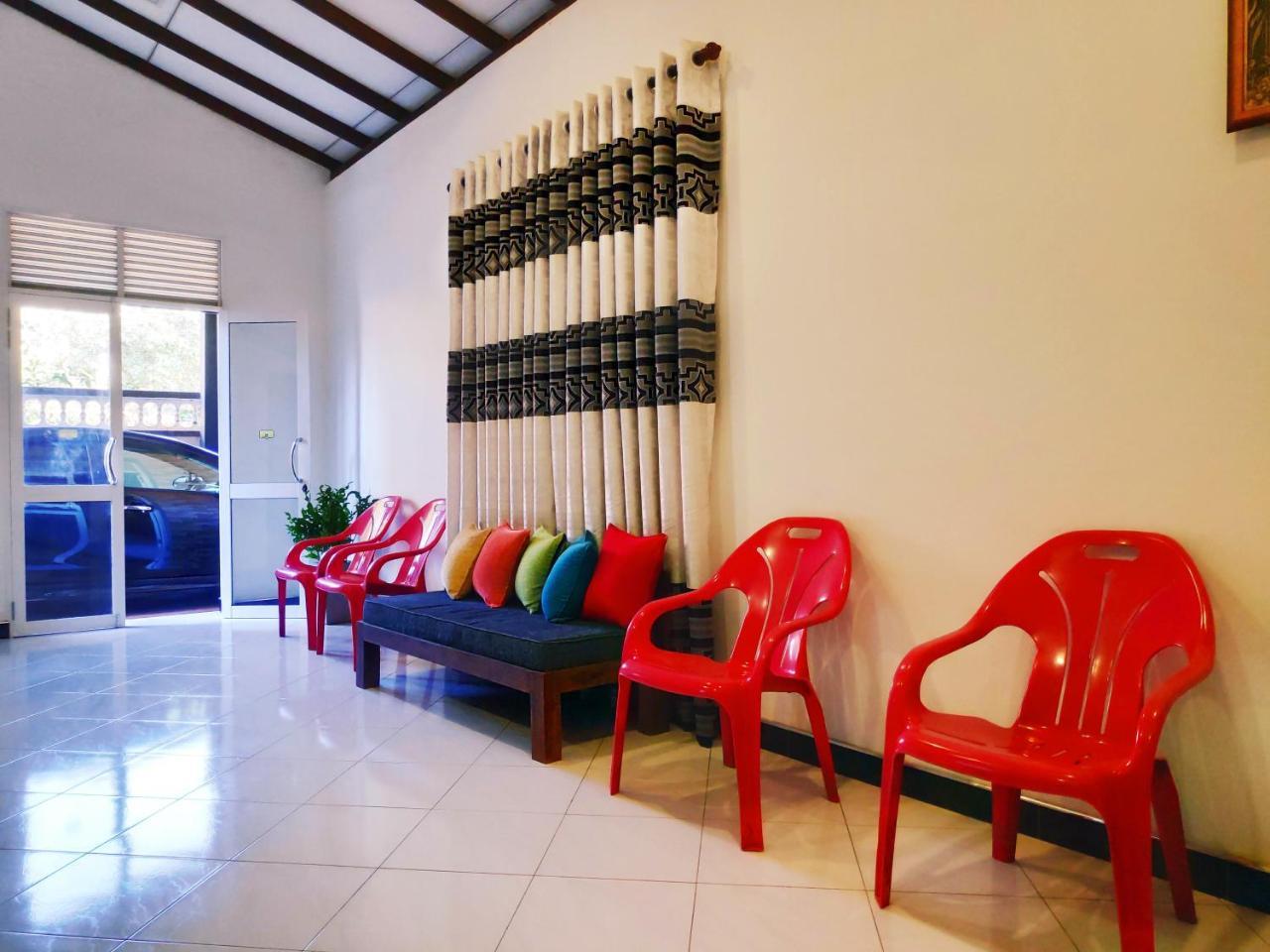 Chandra Holiday Home ديكويلاّ تين المظهر الخارجي الصورة